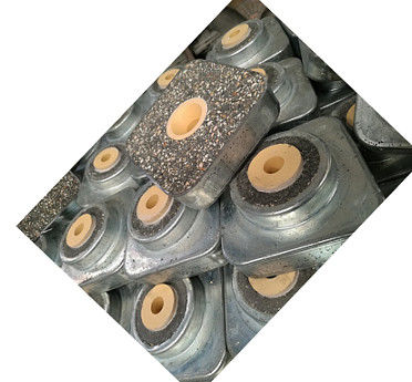 China Zirkoniumdioxid-Bearbeiten-Ofen-Ziegelstein-kleines gekurvt mit Gießwannen-Schöpflöffel-Düse fournisseur