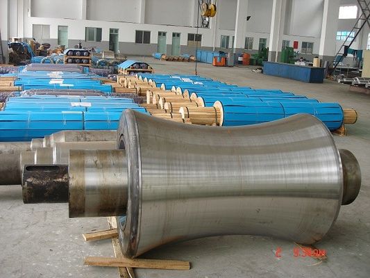 China Hohe Stärke Adamite Rolls für Stahlwalzen-Mühlheiße Stahlwalzwerk Rolls-Richtmaschine fournisseur